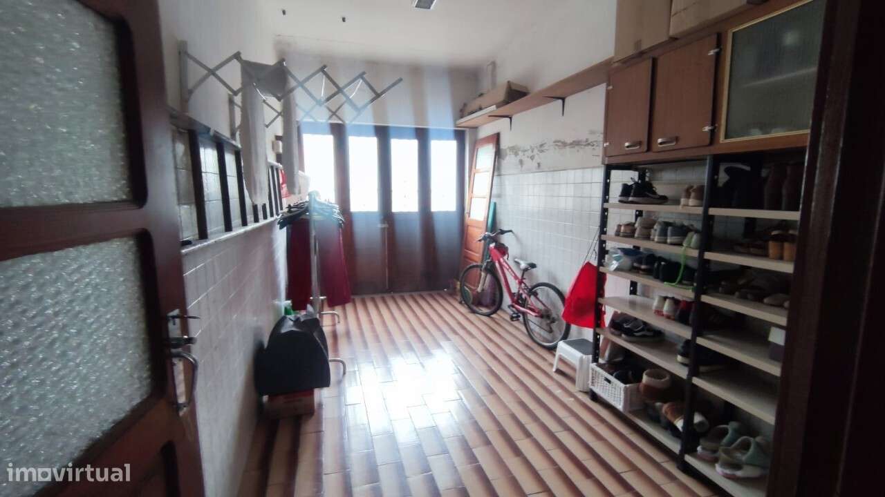 Moradia em banda V4 em S.João da Madeira-9