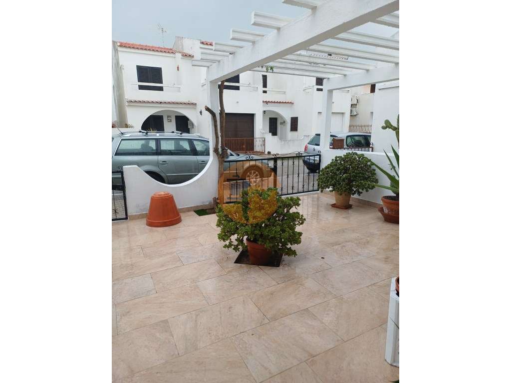 Elegante Moradia Mobilada a Poucos Minutos da Praia da Altura - Grande imagem: 5/25