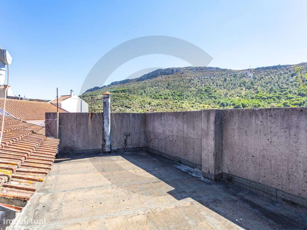 Moradia T5 com terraço-6