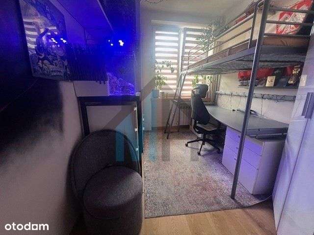 Metro!2 pokoje z balkonem, Cegła, niski budynek!-8