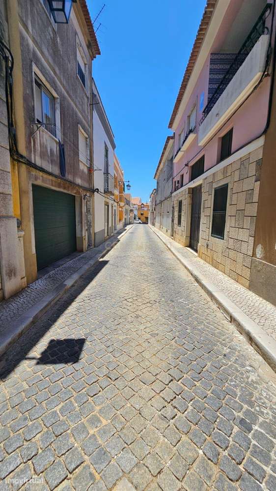 Prédio para Reabilitação no Centro Histórico de Palmela-3