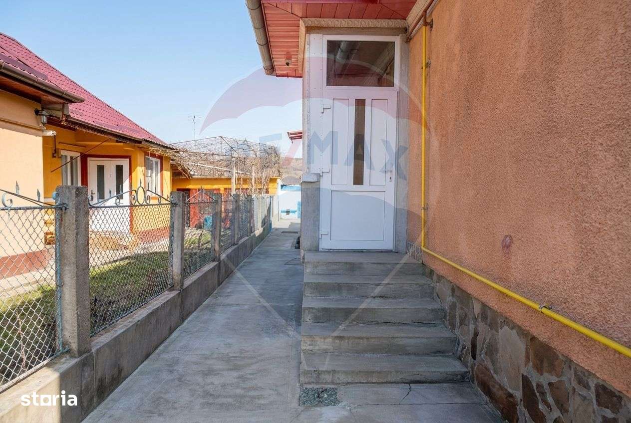 Casă cu 3 camere de vânzare pe str. Fabricii-1