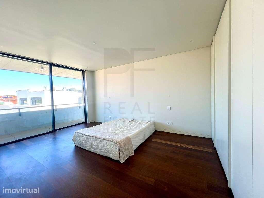 Moradia Isolada T4 Condomínio Fechado com piscina privativa em Birr...-17