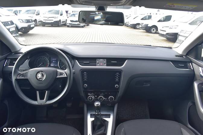 Skoda Octavia 1.6 TDI SCR Ambition - 20