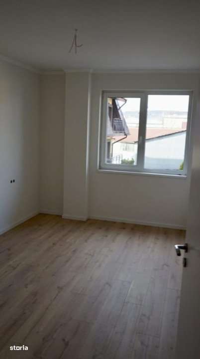 Apartament cu 2 camere, finisat, lift, incalzire in pardoseala, la 5 m - Imagine principală: 5/5