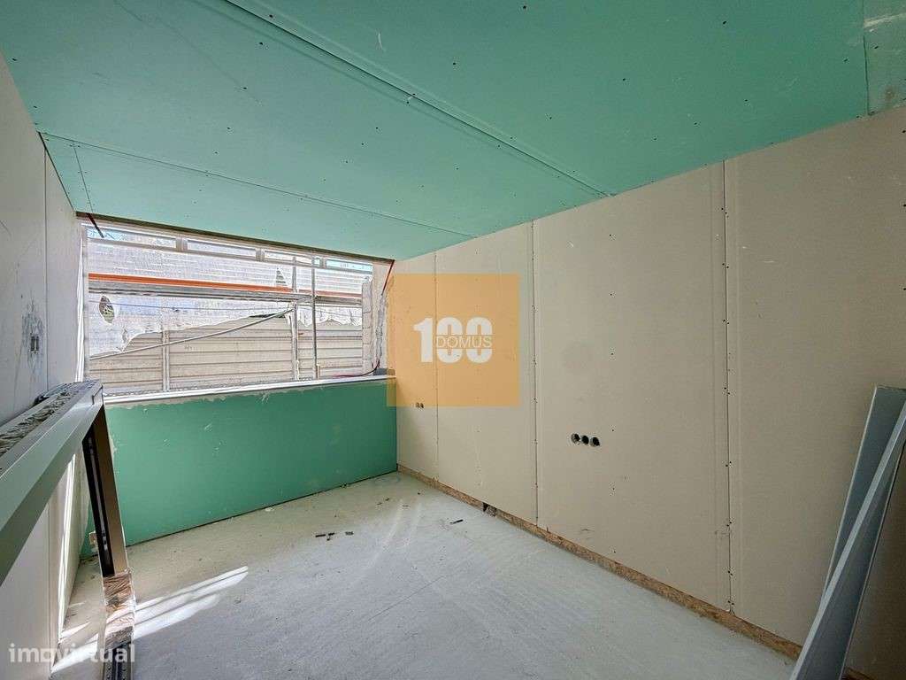 Apartamento T3 novo nas Antas-28