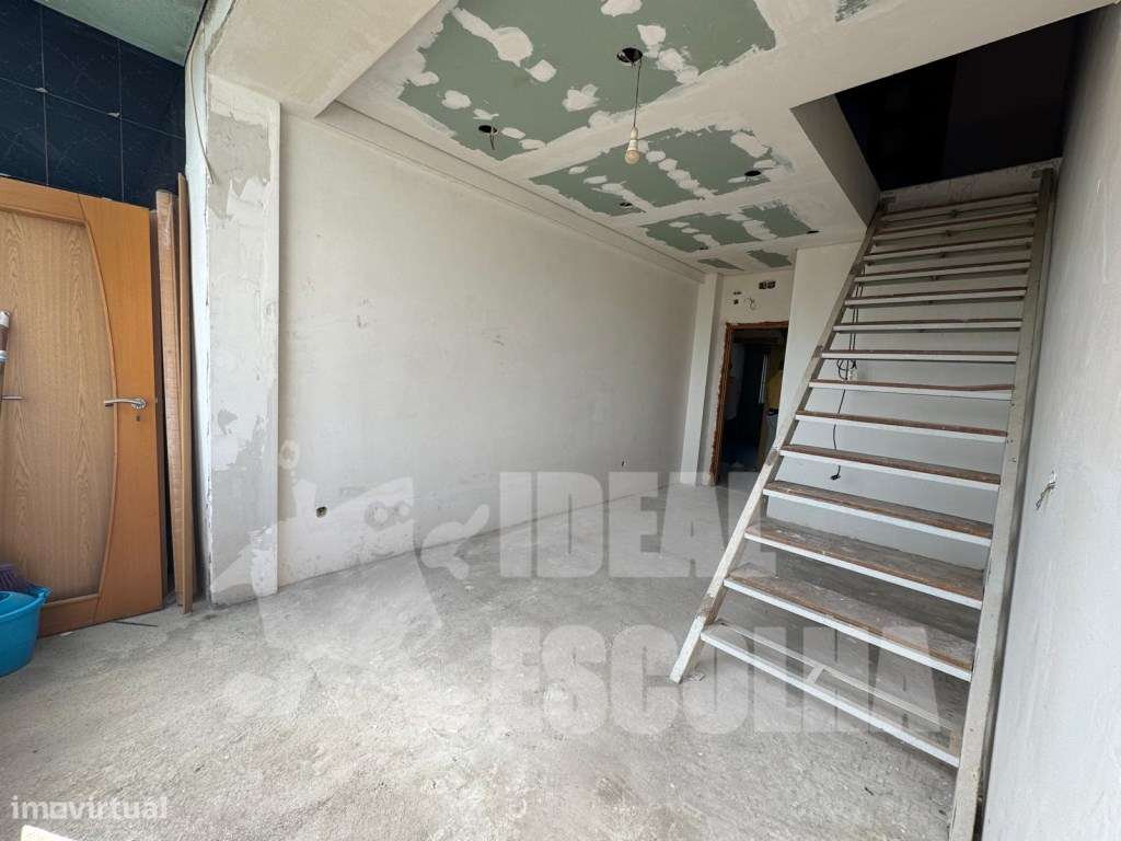 T3+1 ARRENTELA A PRECISAR DE OBRAS-13