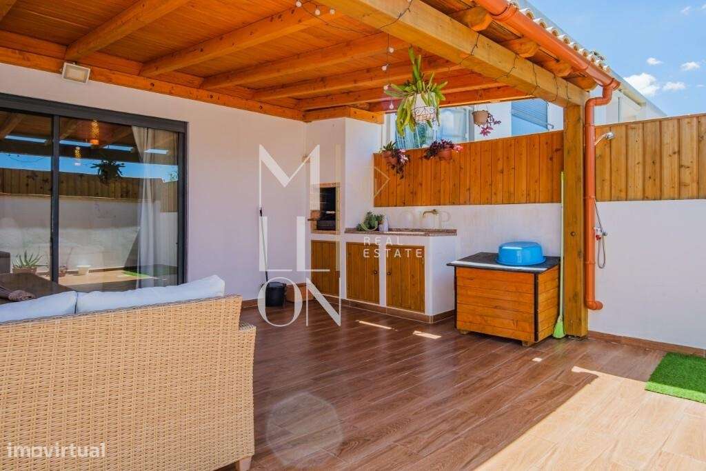 Moradia T3 Exclusiva em Condomínio Privado – Ferreiras / Albufeira-5