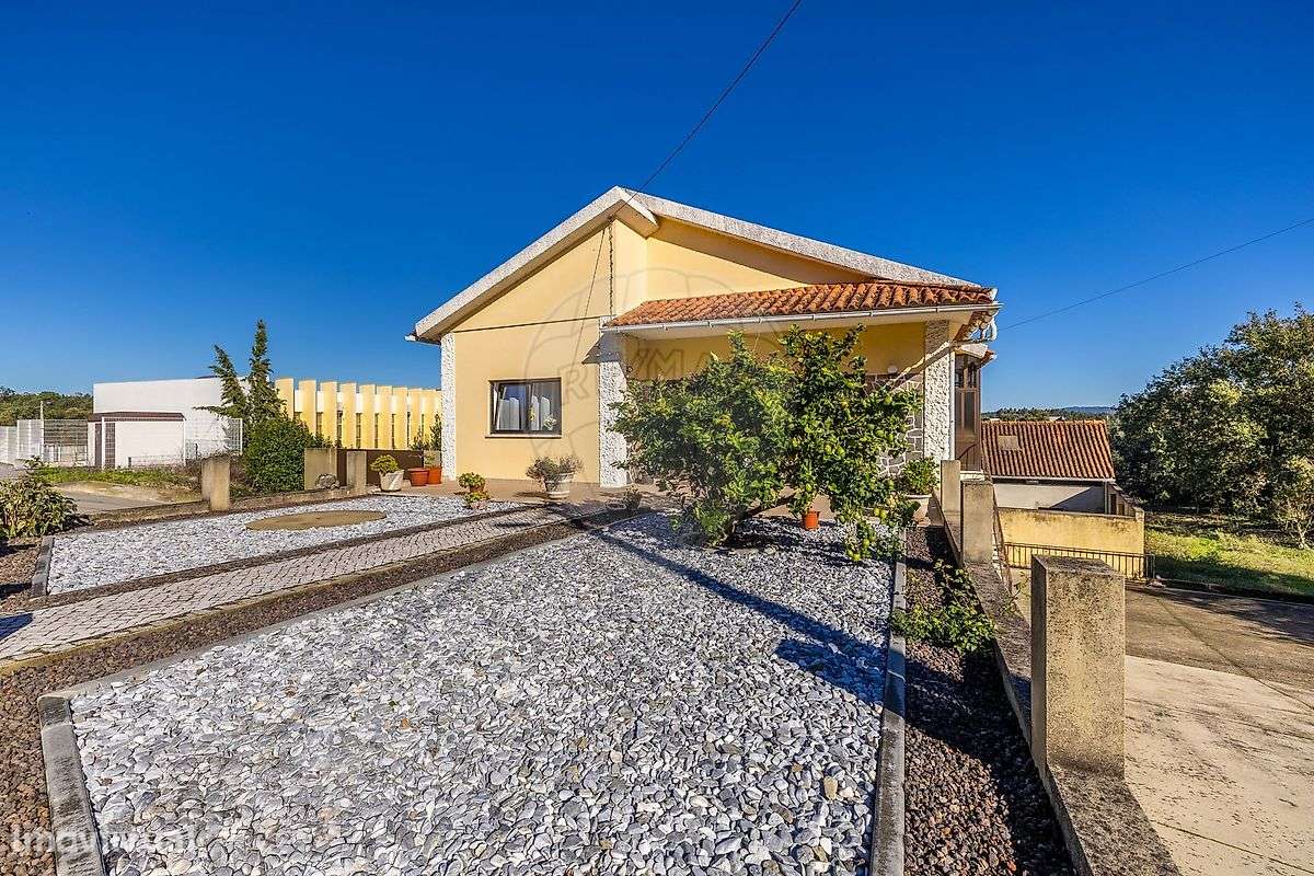 Moradia T4 para venda-39