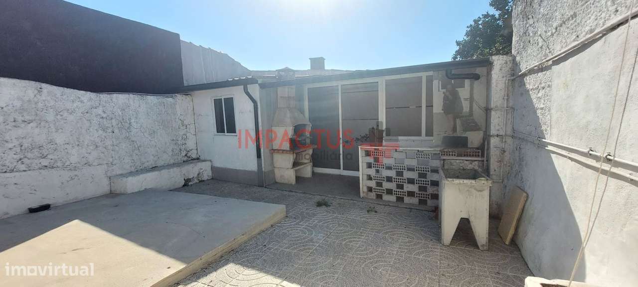 Moradia térrea em Milheirós - Grande imagem: 5/28