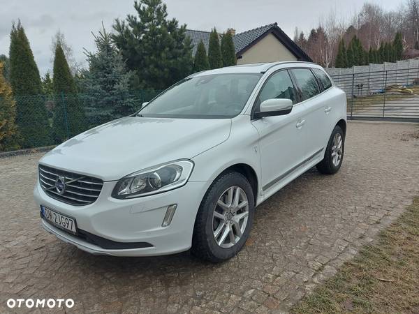 Volvo XC 60 D3 Drive-E Summum - 3