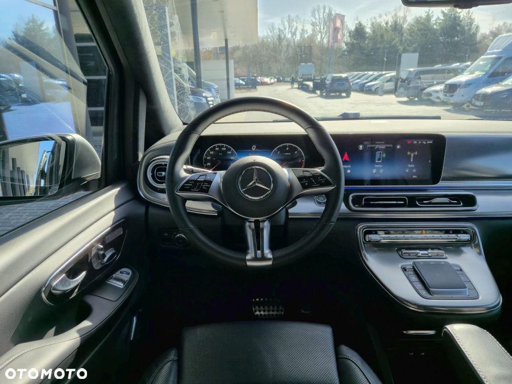 Exclusive 4Matic 9G-Tronic Panorama Thermotronic AirMatic Multibeam