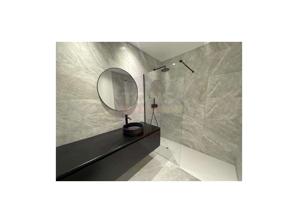 **Moradia de Luxo com Vista Deslumbrante para o Palácio da Pena**-21