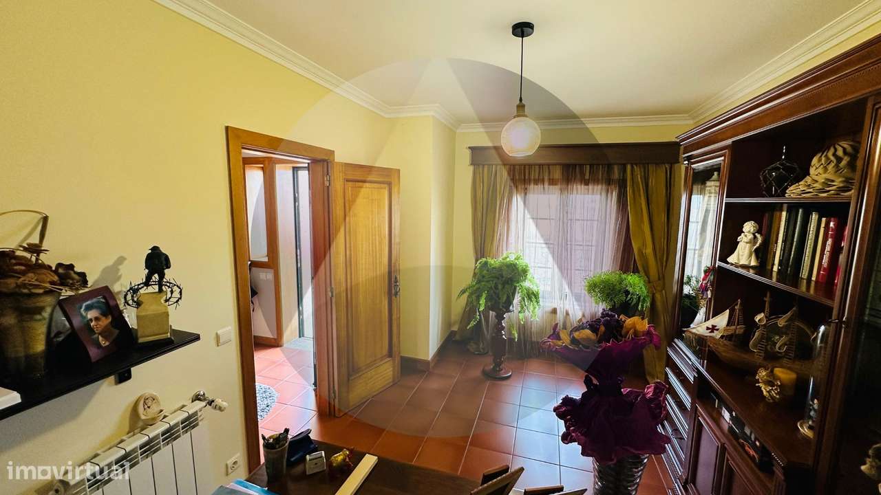 Fantástica moradia T6 c/ piscina-5