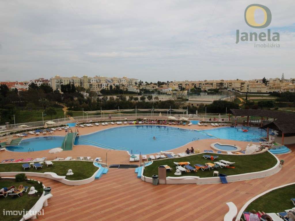 T0 em Hotel de 4 estrelas em Albufeira - Grande imagem: 1/8