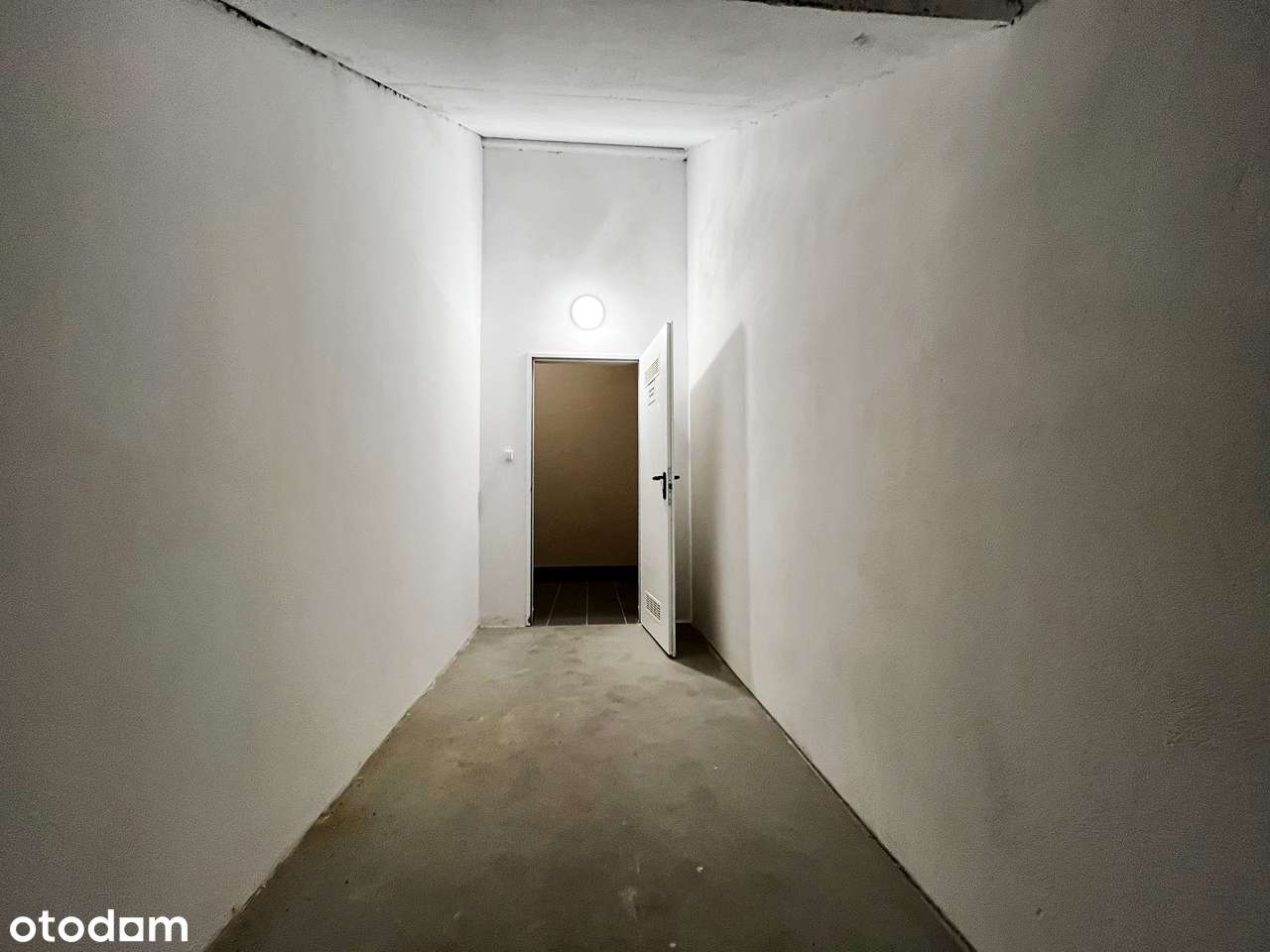 Pomieszczenie gospodarcze pow. 10,70 m² ul. F. Rzeźniczaka-7