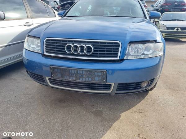 Audi A4 B6 lampa przednia lewa soczewka - 1