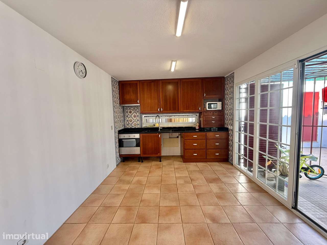 Moradia T4  em Vendas de Azeitão com jardim - Oportunidade-8