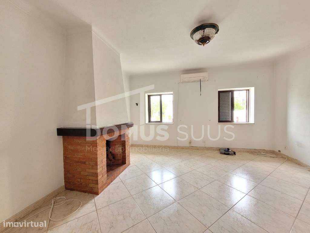 Moradia T5 localizada em zona central da cidade De Faro - Grande imagem: 5/25