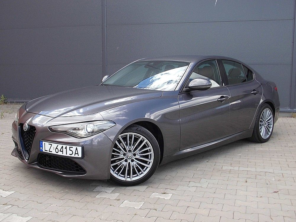 Alfa Romeo Giulia 2.2 AT8 Business 2018