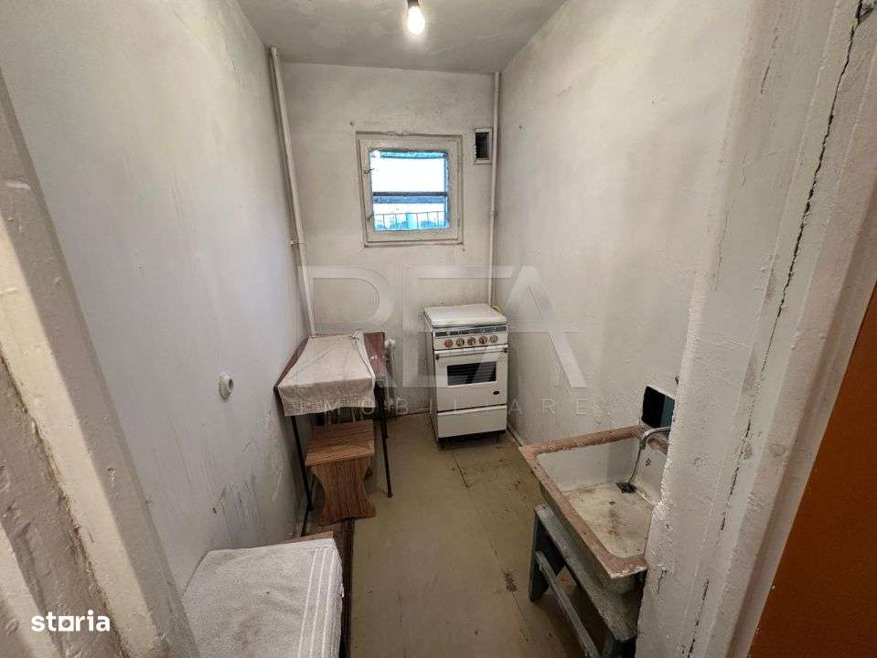 Apartament 2 Camere , Etaj Intermediar , Zona Alexandru Obregia - Imagine principală: 5/9