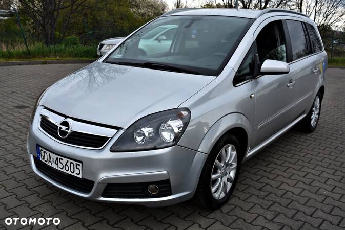 Opel Zafira 1.9 CDTI 111 - 1