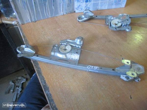 Elevador Sem Motor Elevsm1993 OPEL ASTRA H 2007 1.3CDTI 90 5P CINZA TD OPEL ASTRA H FASE 2 2007 1.7CDTI 100CV 5P CINZENTO TDRT - 3