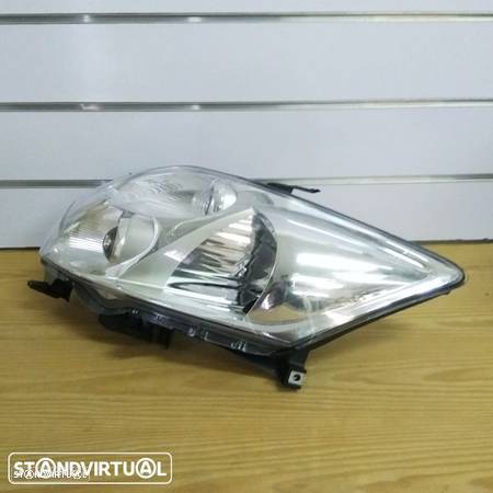 Farol Toyota Auris modelo: 2007 Novo - 7