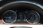 Volkswagen Passat 2.0 TDI Highline DSG - 16