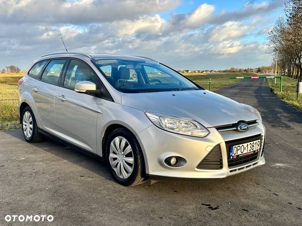 Ford Focus 1.6 TDCi Ambiente - 4