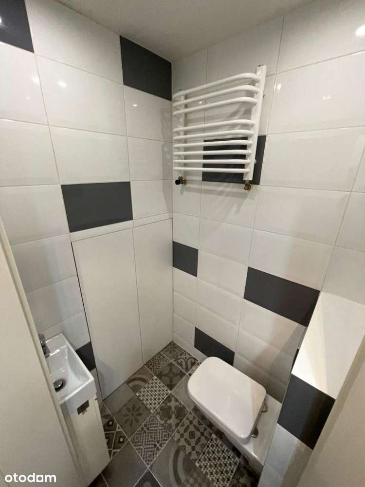 Bez prowizji, 2 łazienki, 3 wc, 2 m.postojowe-13