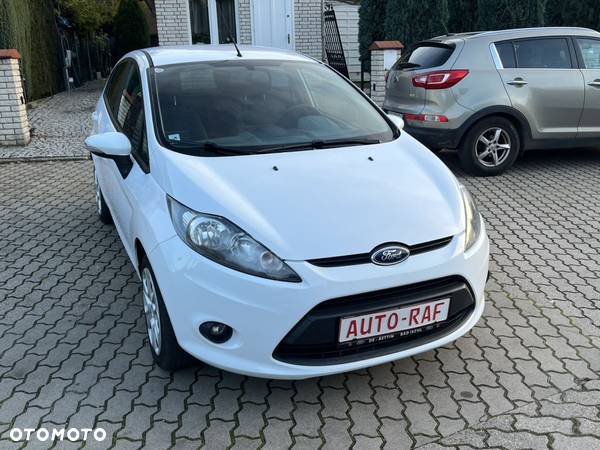 Ford Fiesta 1.25 Ambiente - 14