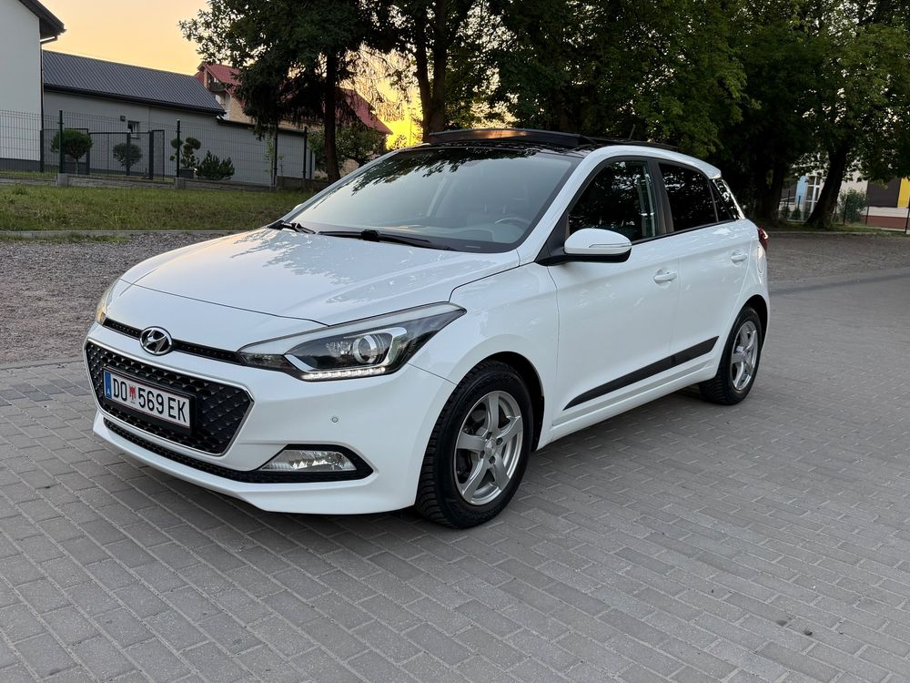 Hyundai i20 II blue 1.2 YES Gold 2015