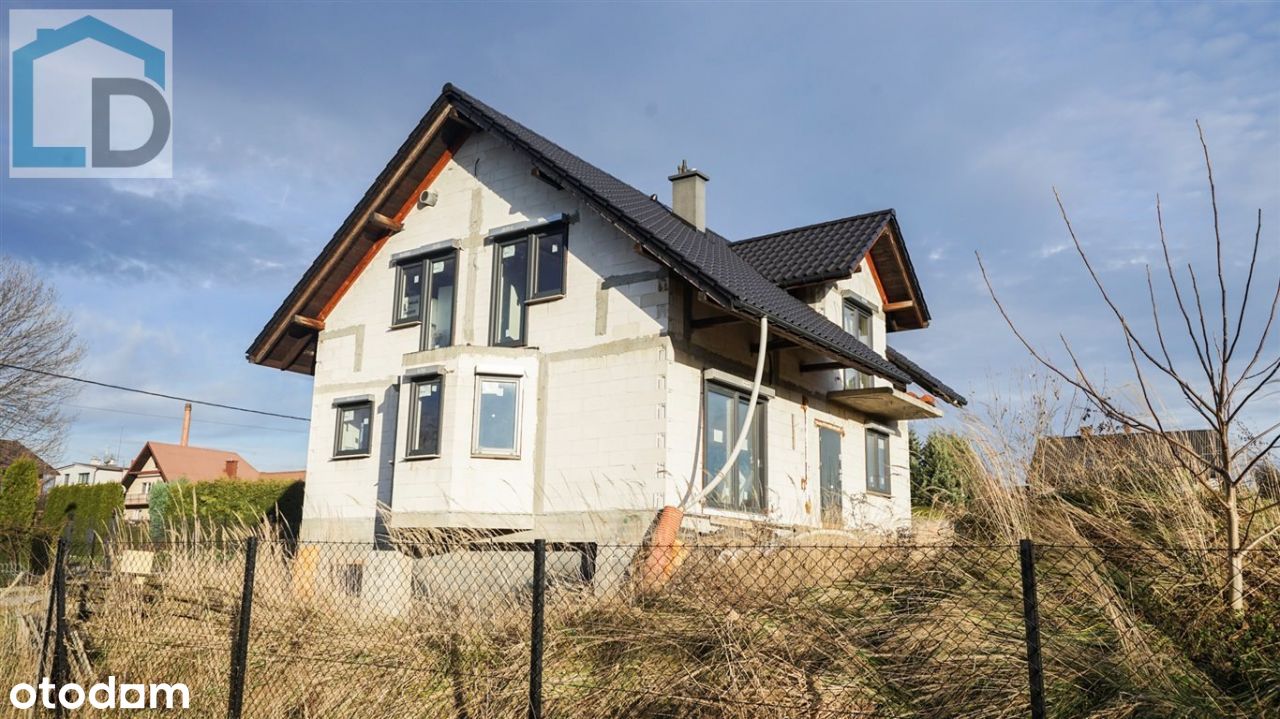 Dom, 235,13 m², Bielsko-Biała