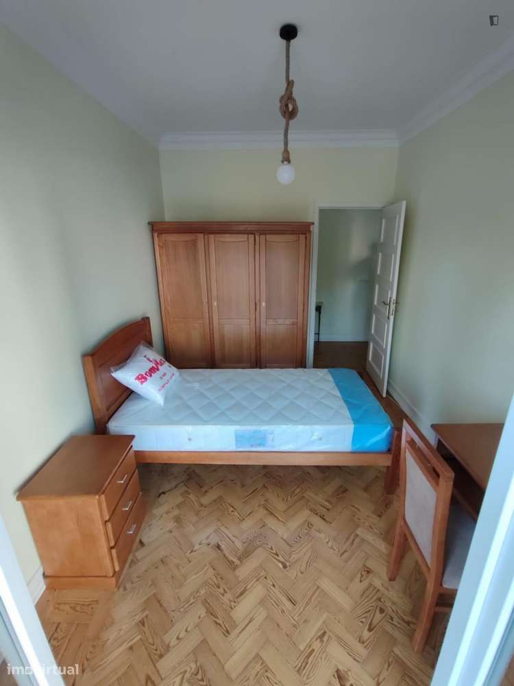 Quarto - localizado em Alvalade Lisbon - Grande imagem: 5/10