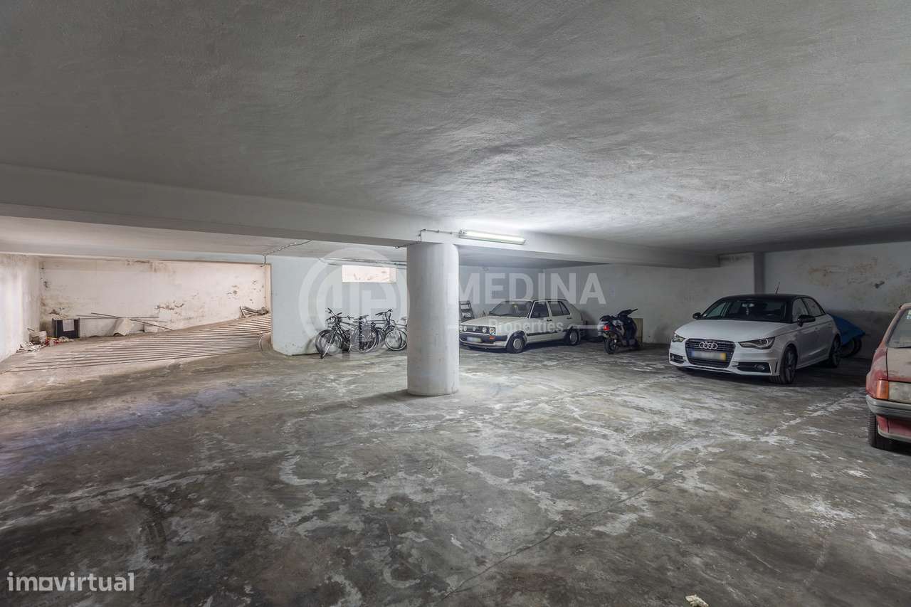 T3 com terraço Privativo em Portimão Vista Rio Arade - Com Garagem-32