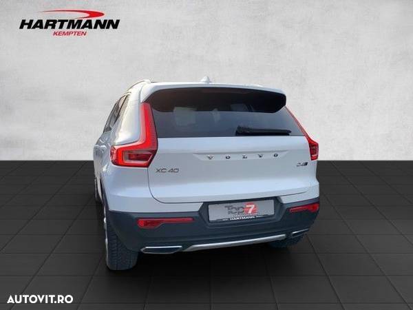 Volvo XC 40 - 4