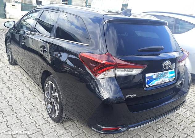 Toyota Auris Touring Sports 1.4 D-4D Comfort+Pack Sport - 3