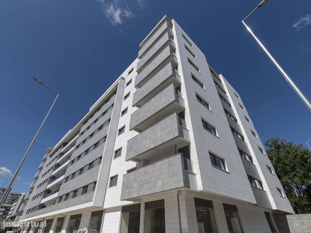 Edifício Portas do Sol T3+1-17