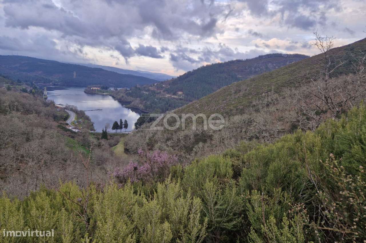 Terreno rústico para venda em Linharelhos, Montalegre - Grande imagem: 4/25