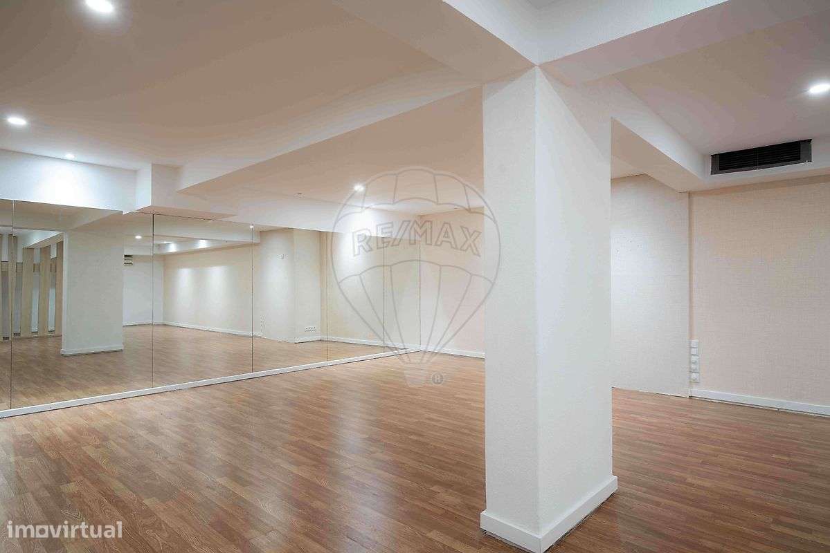 Loja à venda em Telheiras-20