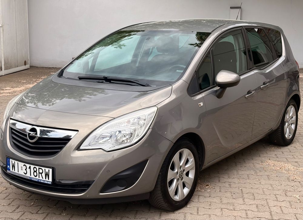 Opel Meriva II (2010-) 1.4 Active 2011