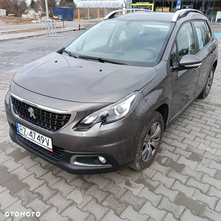 Peugeot 2008 1.2 Pure Tech Active S&S EAT6 - 7