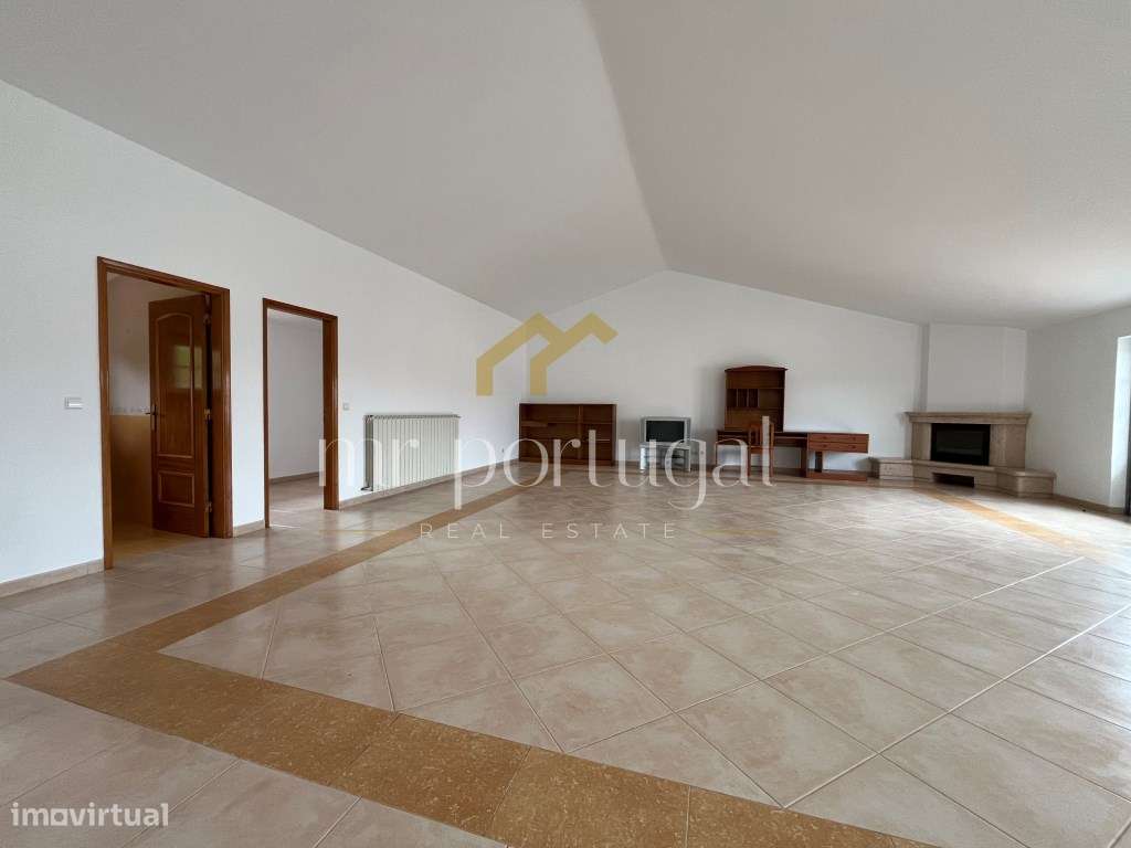 Esplêndida moradia, em Maceira - Montelavar - SINTRA-37