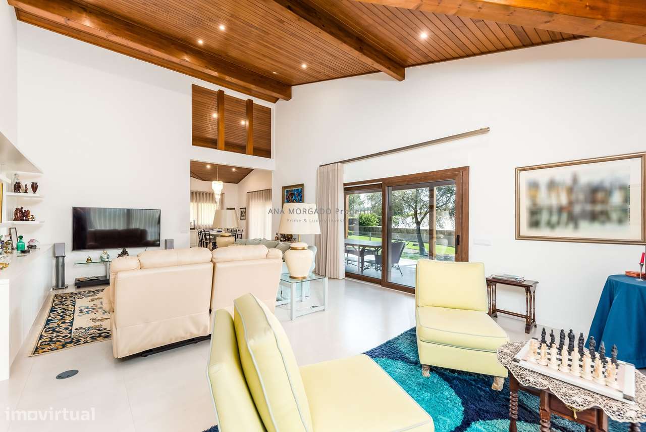 Moradia de Alto Padrão na Marinha Grande – Perto de Leiria e das Praia-10