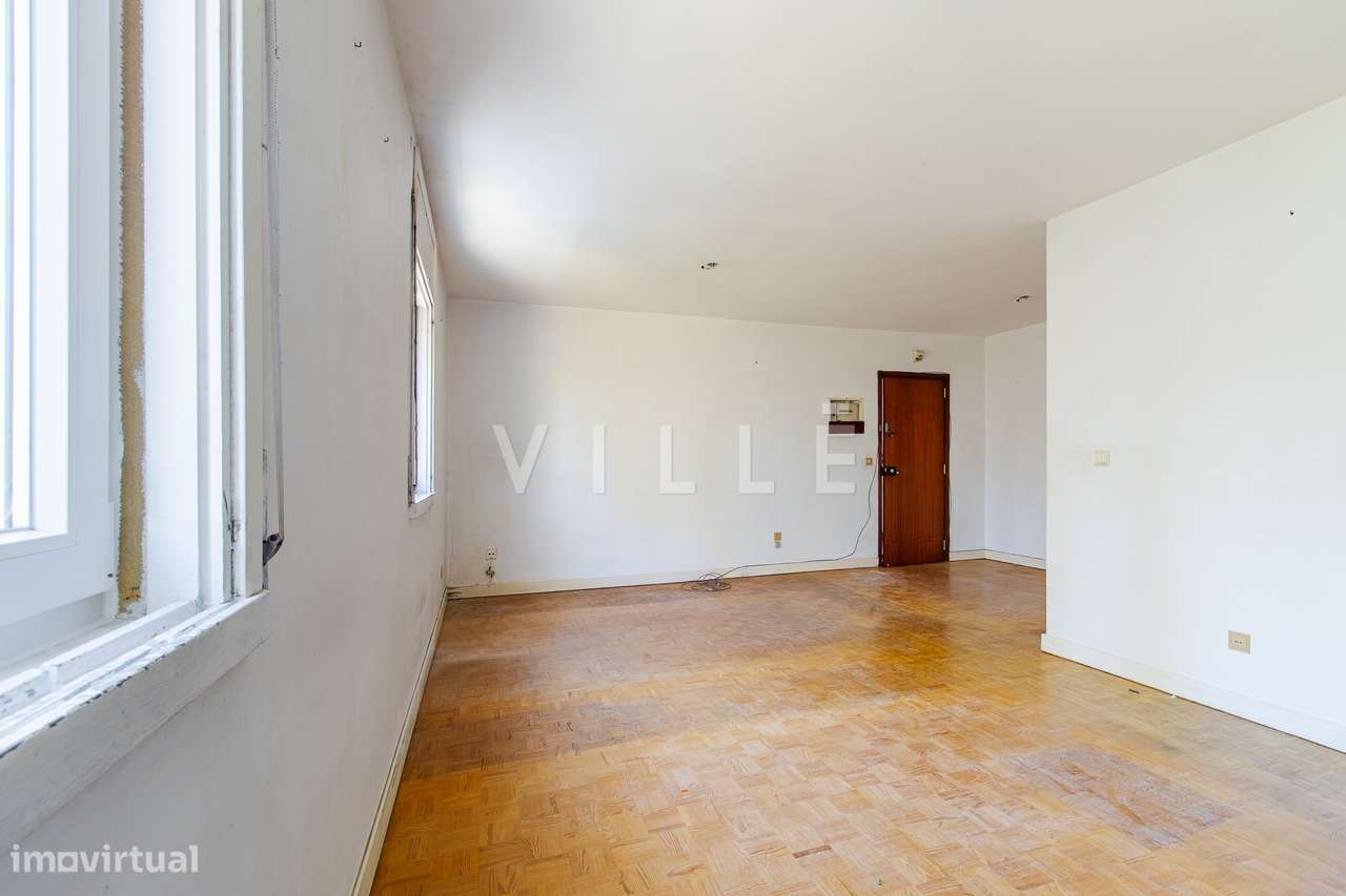 Apartamento T3 no centro da cidade para remodelar - Grande imagem: 3/28