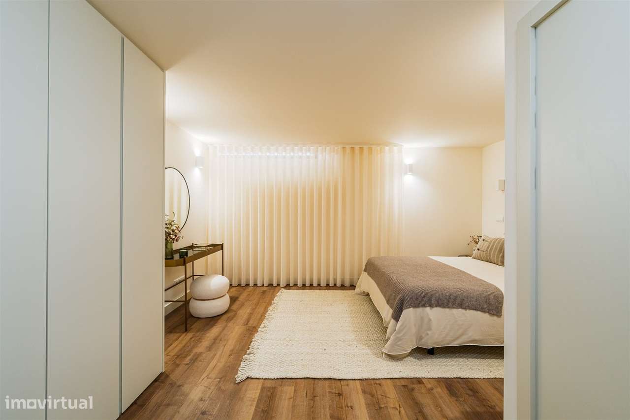 T1+2 | Remodelado e decorado com Jardim | Metro Campo 24 de Agosto | P-23