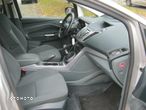 Ford Grand C-MAX - 12