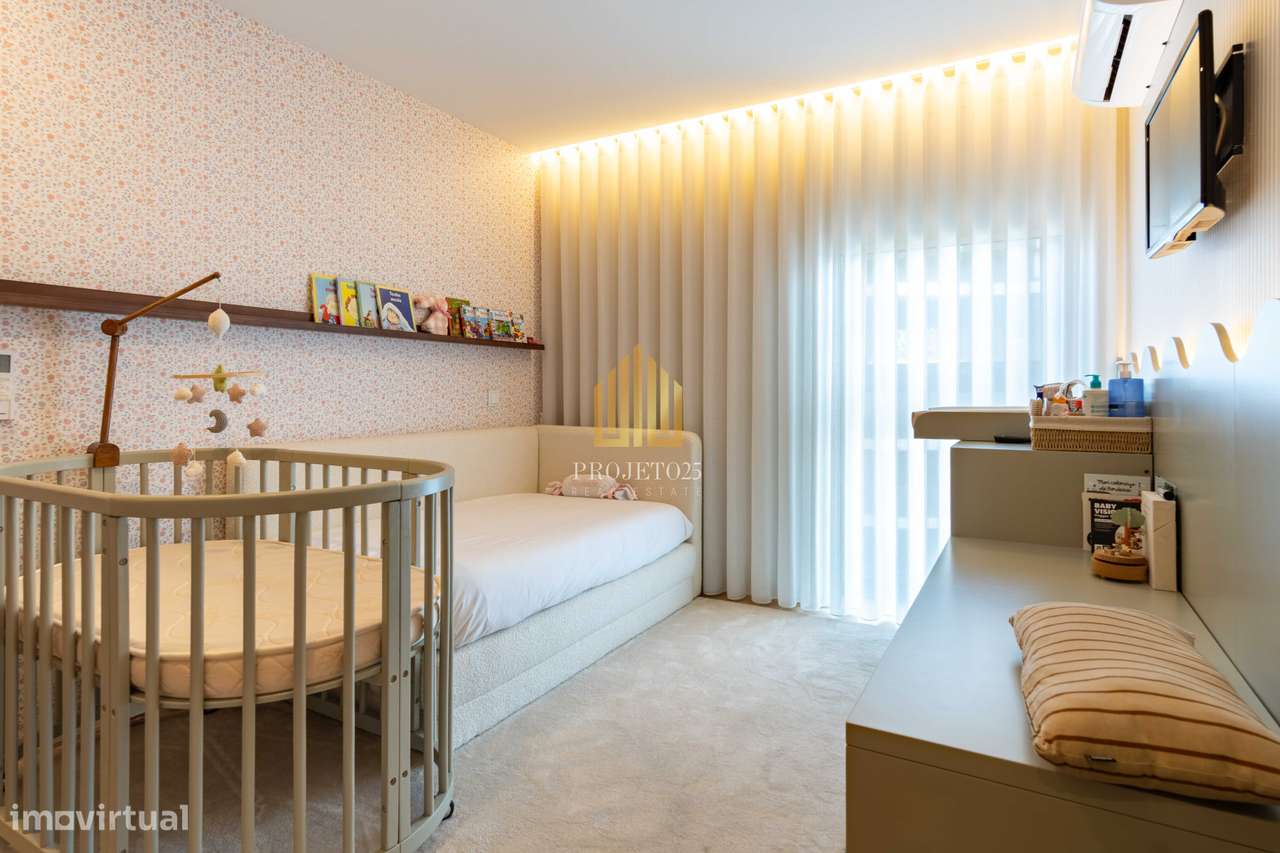 Luxuoso T2 Green Terrace, com grande varanda, zonas verdes e jardins.-35