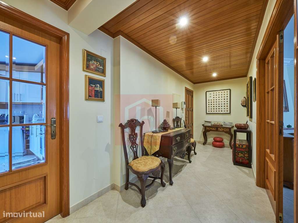 Apartamento duplex T2+3 em São Francisco.-15